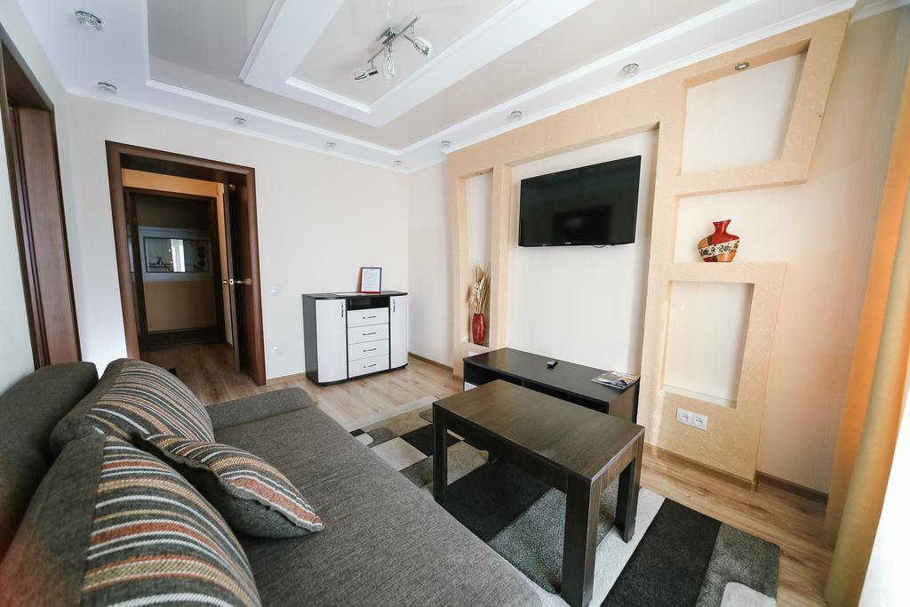 Hotel Sary Arka Pavlodar Exteriér fotografie