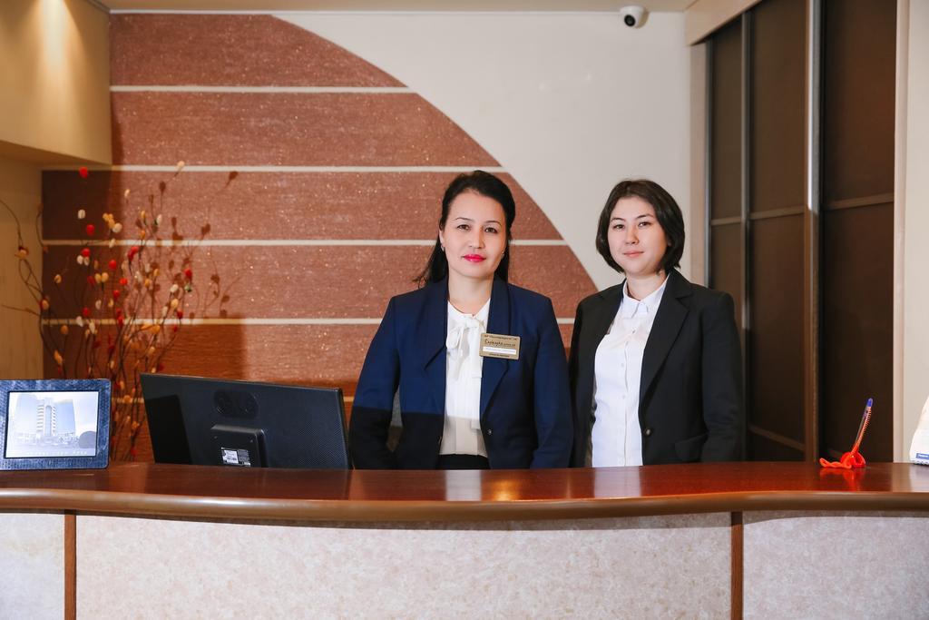 Hotel Sary Arka Pavlodar Exteriér fotografie