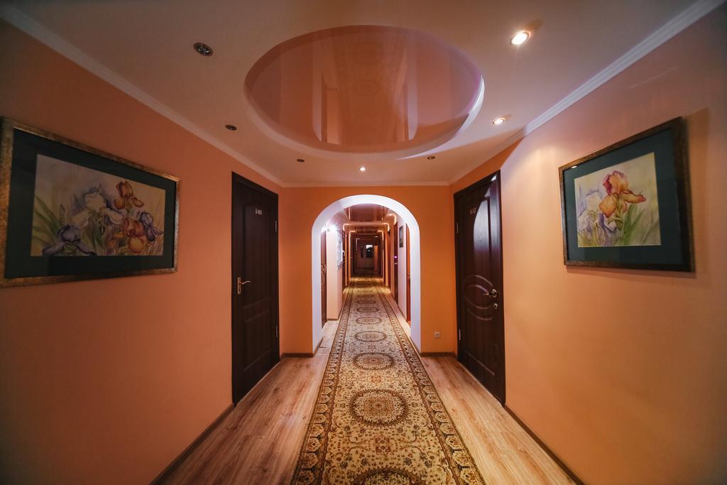 Hotel Sary Arka Pavlodar Exteriér fotografie
